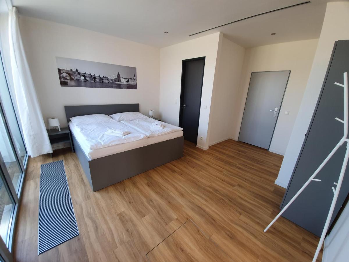 Vn17 Apartments Прага Экстерьер фото