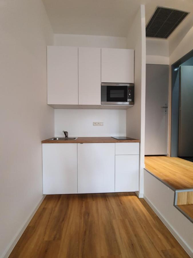 Vn17 Apartments Прага Экстерьер фото