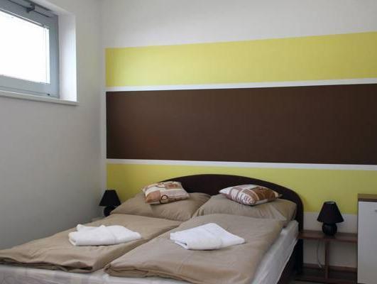 Vn17 Apartments Прага Экстерьер фото